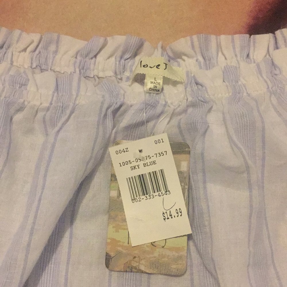 Crop top - Picture 2 of 3